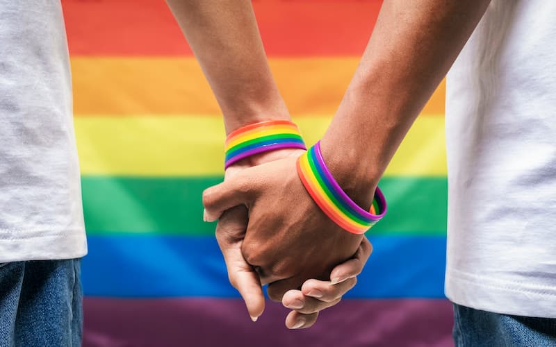 pareja-lgbtiq-cuba