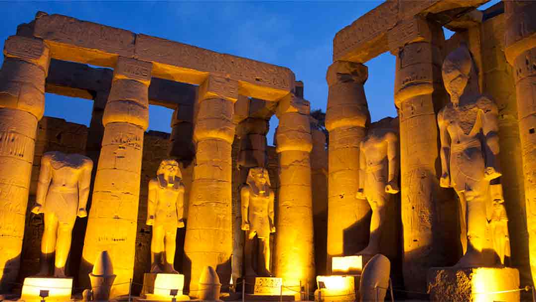 Estatuas del Templo de Luxor 
