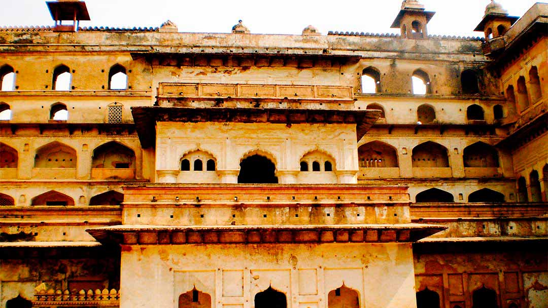 Raj Mahal es también conocido como el "Palacio por un Día"
