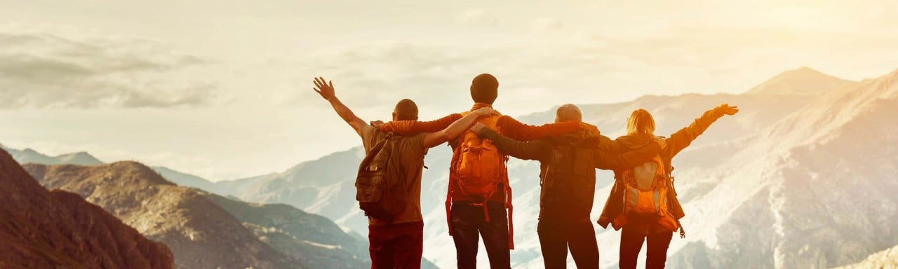 Un grupo de amigos de viaje 